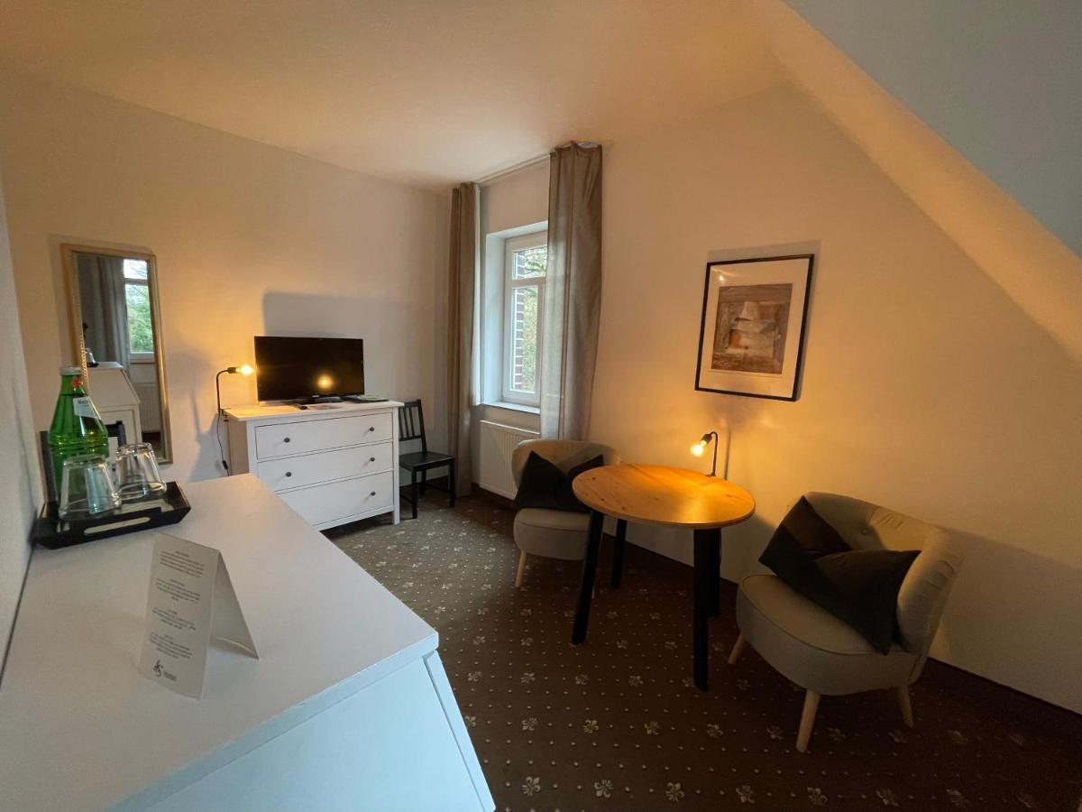 Double Room,1175713825:JPEG